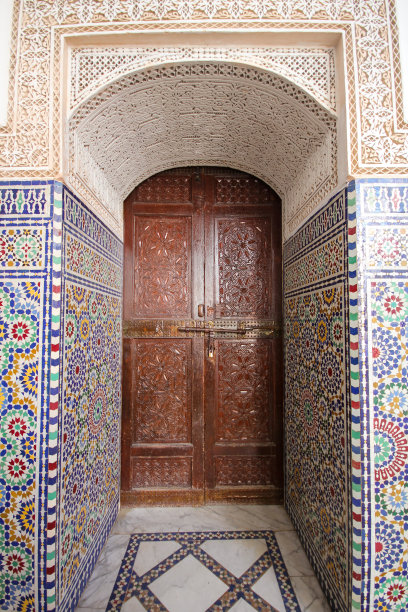 梅克内斯伊德瑞斯一世墓的一扇门图片下载