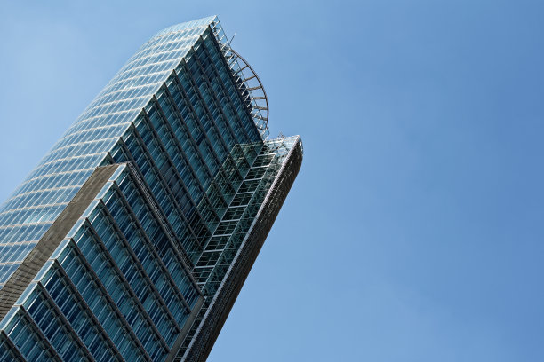 高大的新玻璃建筑图片下载