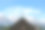 从正面观看的变形教堂与大提顿山脉的背景图片下载