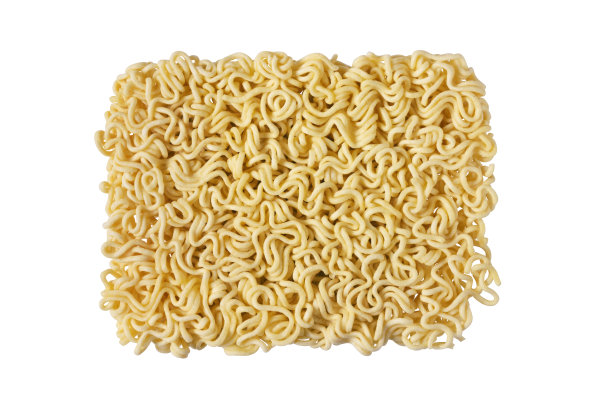 干方便面孤立在白色。图片下载