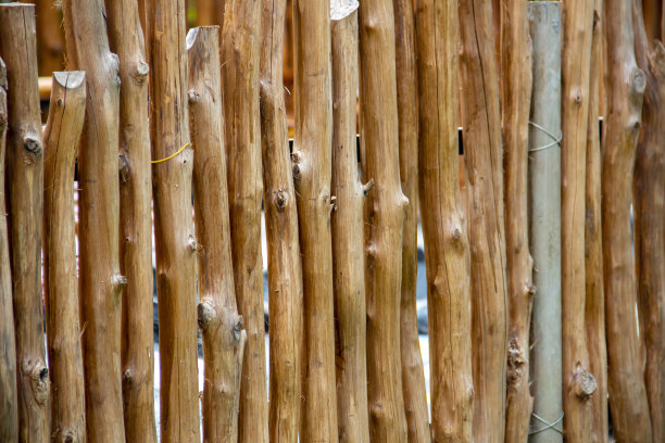 栅栏是用木头做的图片下载