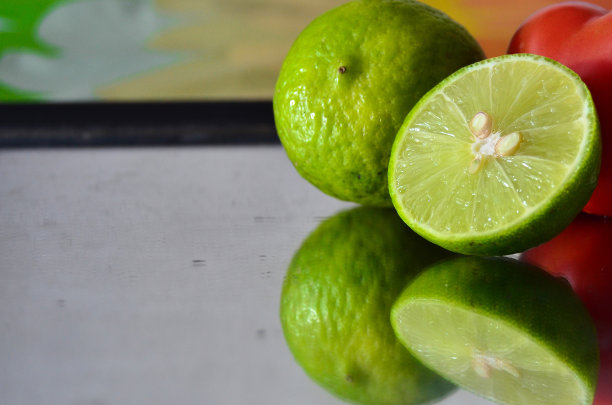 石灰和番茄图片下载