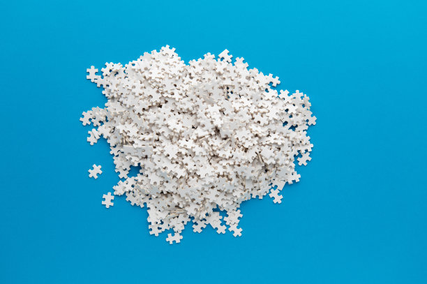 白色的难题图片下载