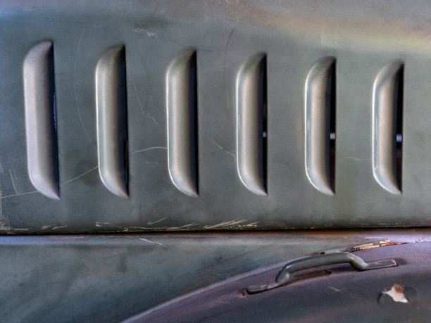 旧车冷却翅片气流图片下载