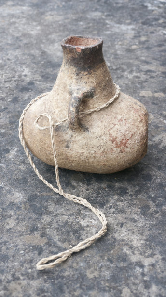 乡村粘土罐图片下载