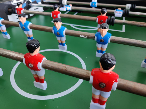 街机桌足球与工具为办公室和家庭游戏。图片下载