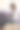 女人在现代笔记本电脑上工作的肖像坐在柔软的紫色沙发上，穿着休闲装，在桌子旁边的一杯咖啡。客厅设计高雅，装饰美观，自由复制空间图片下载
