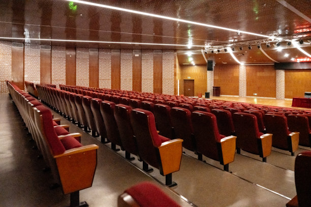 商业公司的大型会议厅图片下载