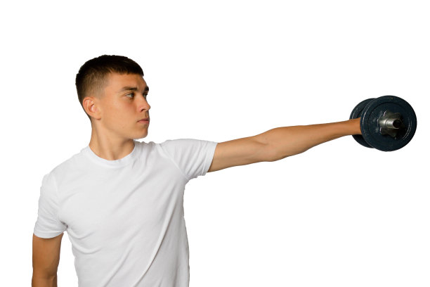 19岁的少年用哑铃锻炼图片下载