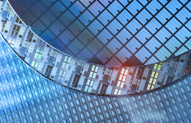 反射不同颜色的硅片。图片下载