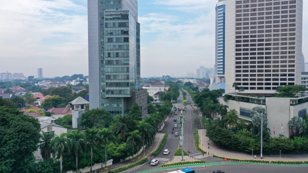 邦达兰高中的欢迎雕像。雅加达市中心的历史地标图片下载