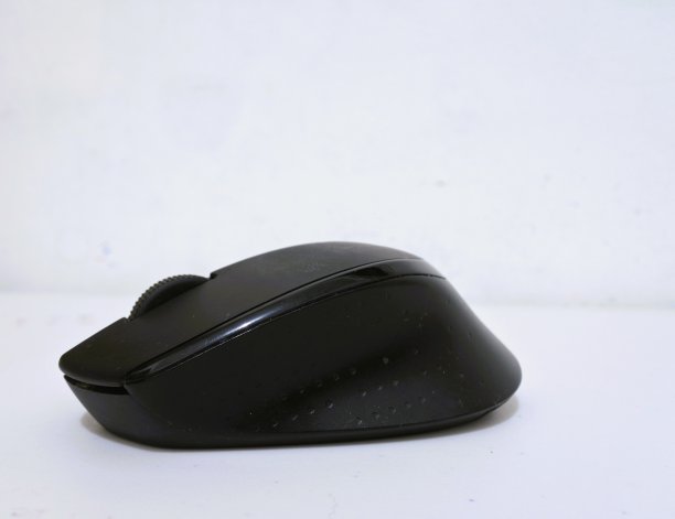 笔记本电脑鼠标图片下载