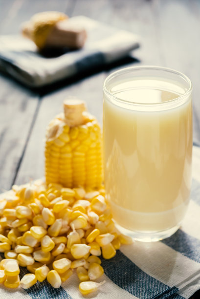 玉米汁，健康饮料，玉米牛奶图片下载