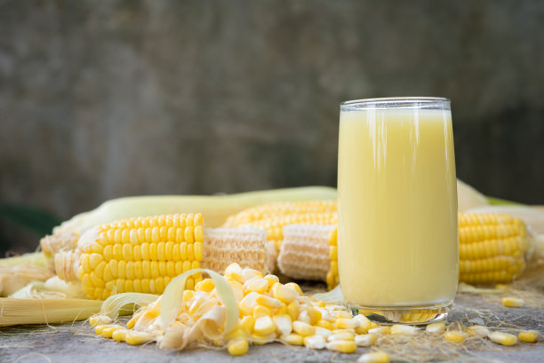 甜玉米汁，玉米奶图片下载
