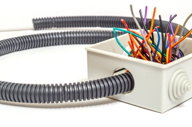 带电线的接线盒，用于修理住宅或办公室的电器图片下载