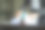 亚洲女商人在桌子上整理文件的特写镜头图片下载
