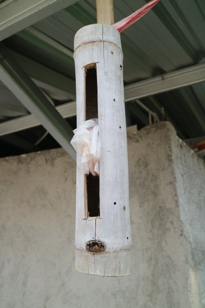 这是一种来自印度尼西亚的简单通讯工具，叫做kentongan图片下载