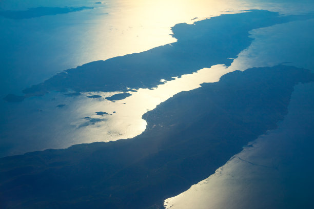 克罗地亚的科尔库拉岛和亚得里亚海图片下载