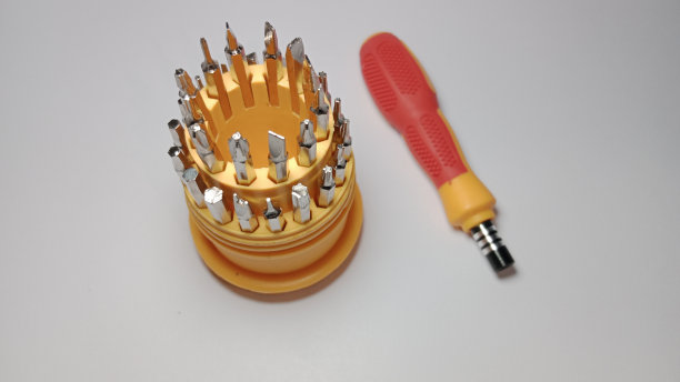 各种尺寸的便携式螺丝刀图片下载