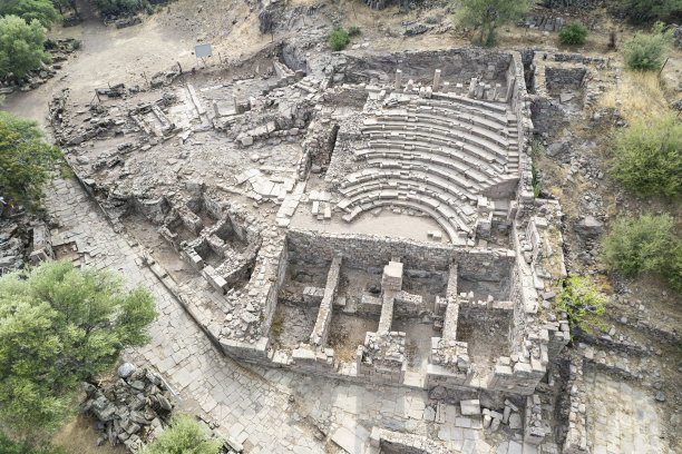 艾盖古城遗址，这座城市是安纳托利亚西部12个艾奥尔城市之一。图片下载