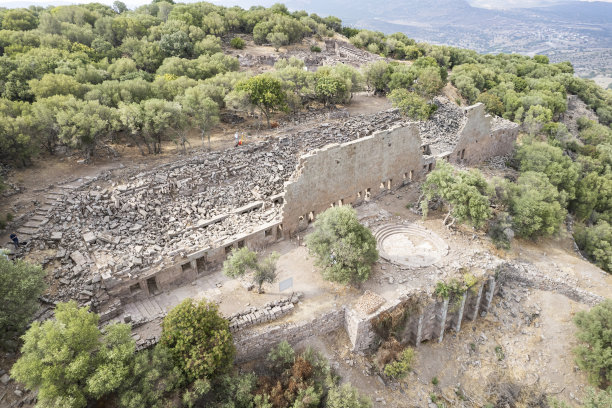 艾盖古城遗址，这座城市是安纳托利亚西部12个艾奥尔城市之一。图片下载