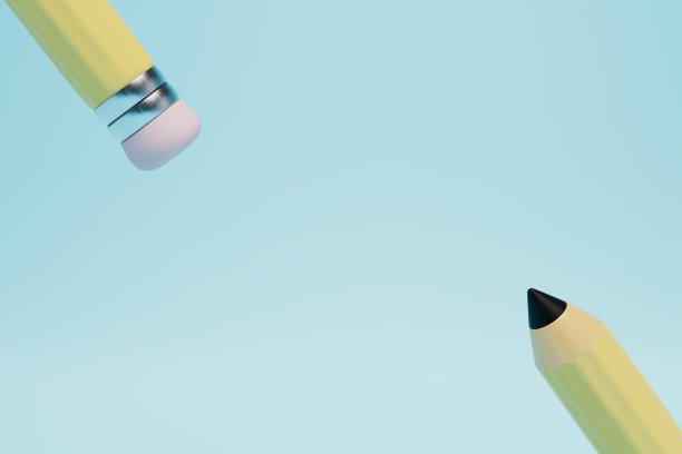 学习绘画的概念。一支简单的铅笔，蓝色背景上有橡皮皮筋。复制粘贴。三维渲染图片下载