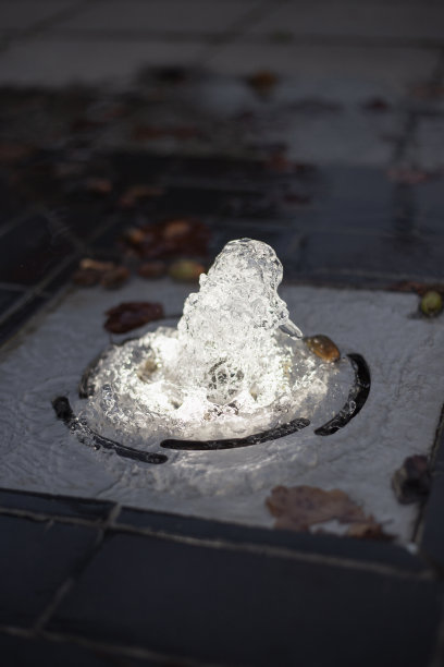 照明装饰城市喷泉图片下载