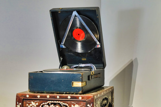 老式留声机记录图片下载