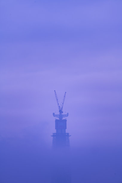 现代城市的日出图片下载