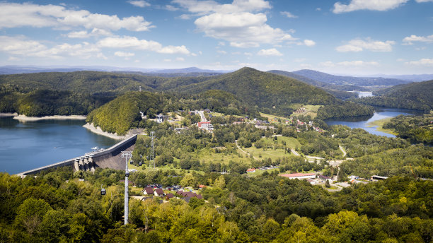 波兰度假——索利纳湖图片下载