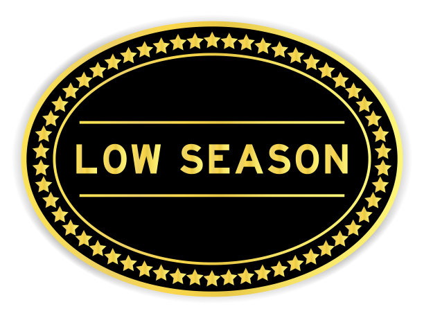 黑色和金色圆形标签贴纸与字淡季在白色背景图片下载