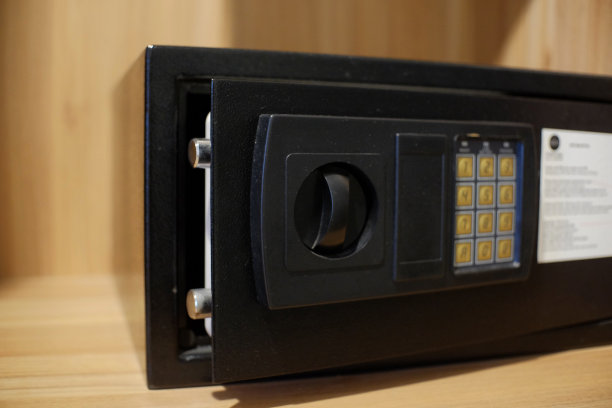 小型保险箱，用于存放金钱和其他贵重物品图片下载