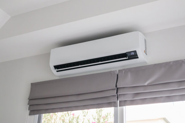 空调在白墙房间内部背景图片下载