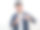 积极的男人把水倒进杯子里，带着幸福的微笑孤立无援图片下载