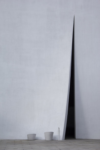 立面上微妙的开口图片下载