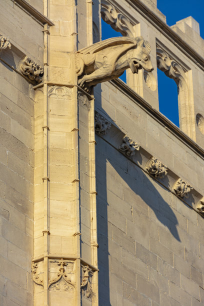帕尔马交易市场的石像鬼图片下载