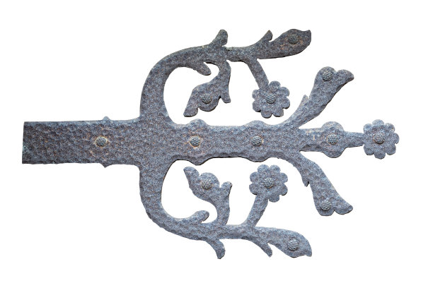 金属黑色门花装饰孤立在白色背景图片下载