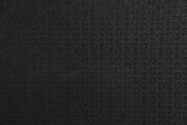 图案在钢板背景的深色材料户外图片下载