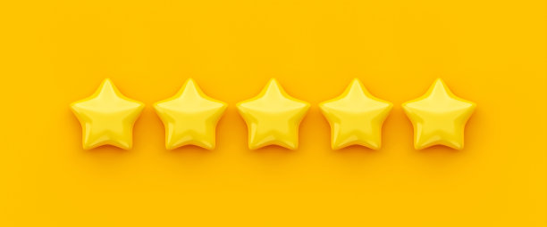 黄色五星评级审查最佳质量排名图标在优秀满意度3d背景的服务率用户体验符号或成功客户反馈排名标志和产品评价。图片下载