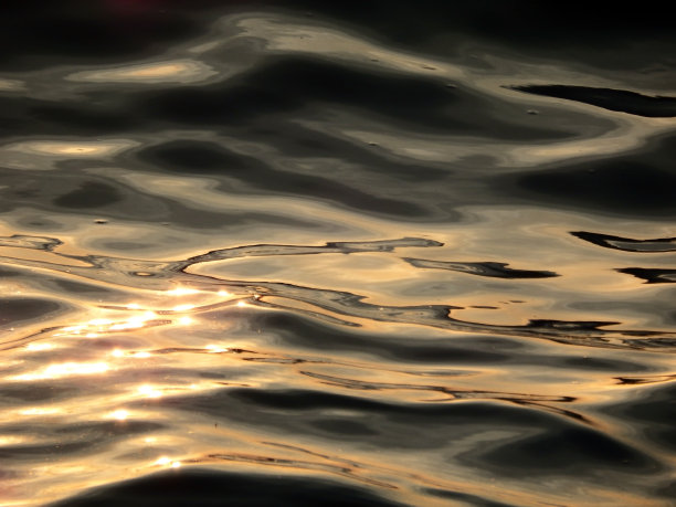 海洋表面美丽的图案图片下载