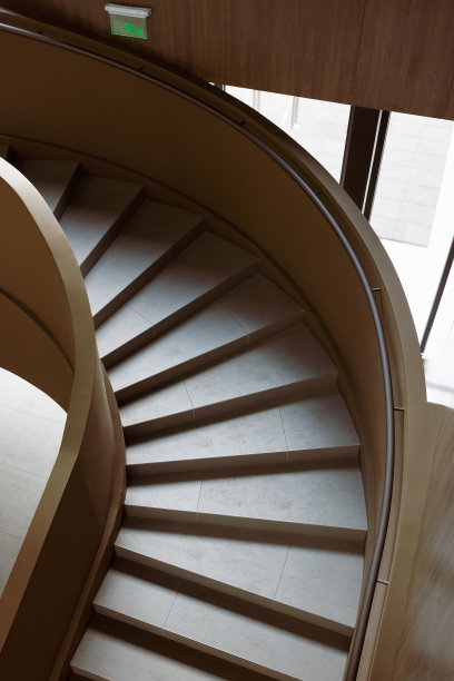 小学螺旋楼梯图片下载