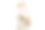 女性手中写着SALE字样的信用卡。素材图片