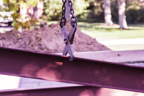 建筑起重机钳夹工字钢图片下载