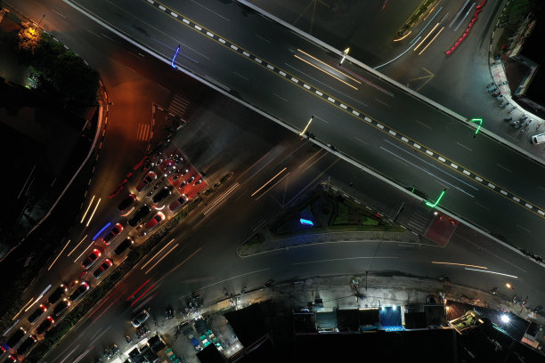 晚上飞过来图片下载