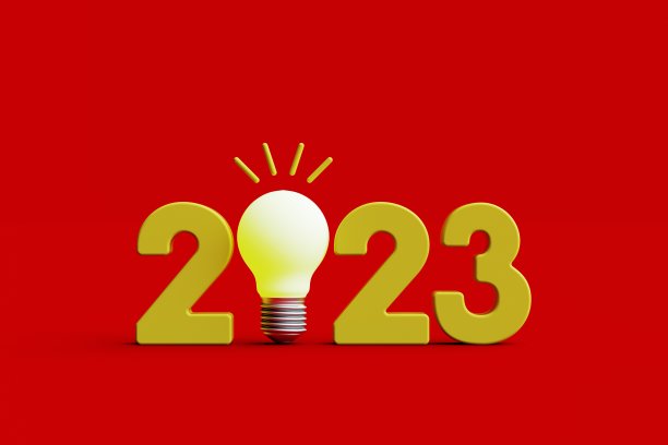 2023创意灵感概念，2022年红色背景的灯泡想法，规划想法。3 d渲染。图片下载