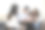 亚洲家庭会议与女性房地产经纪人或保险顾问提供促销，按揭，贷款，财产和医疗健康保险的概念。图片下载