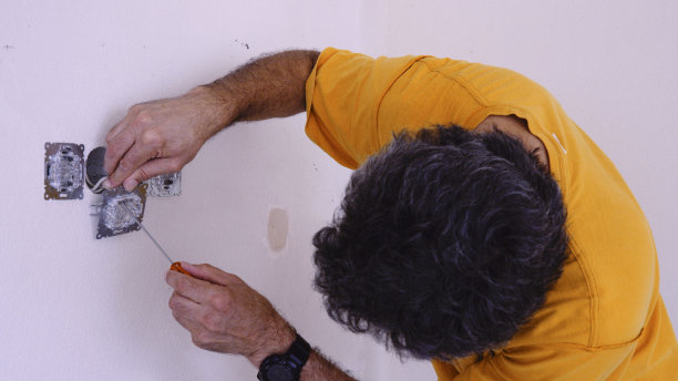 智能家居DIY家居改造。在移动。图片下载