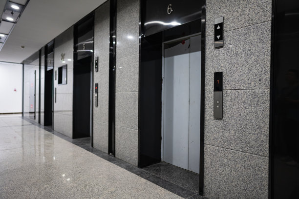 电梯的房间图片下载