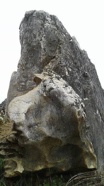 古老的石头图片下载