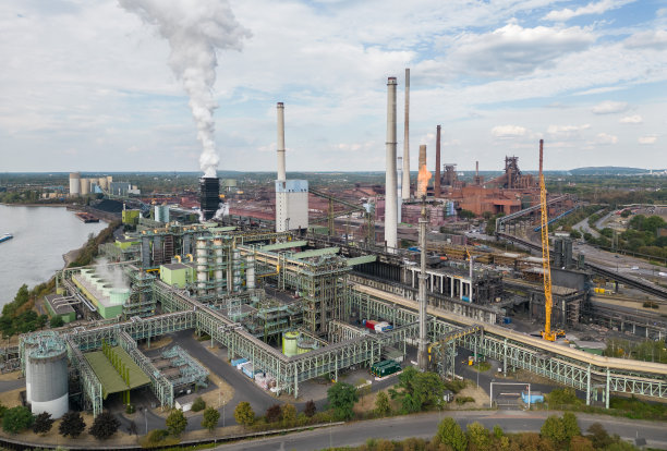 “施韦尔根”焦化厂或蒂森克虏伯，杜伊斯堡图片下载